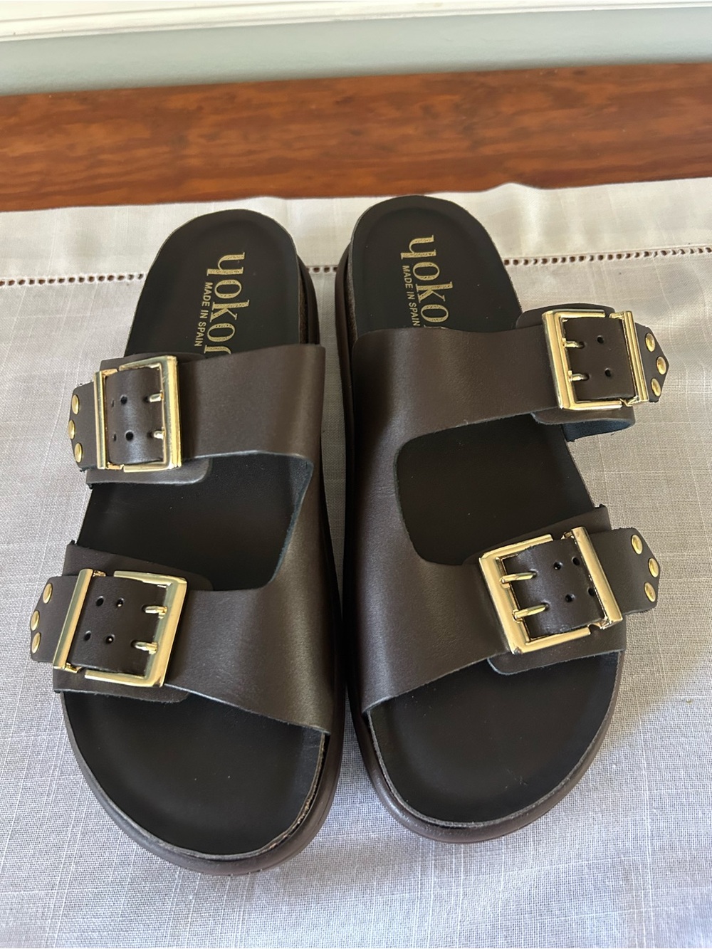 Yokono Genuine Leather Dark Brown Sandals w/gold buckles